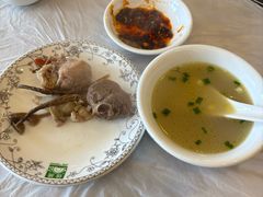-鲁朗纳麦石锅鸡庄园