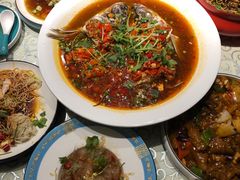 -巴特餐饮6加1音乐餐吧·新疆菜