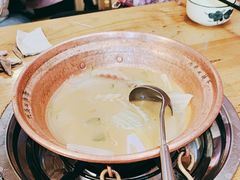 -阿婆情腊排骨火锅(金虹路店)