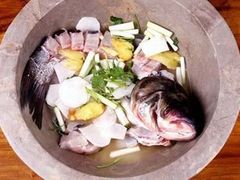 -滇香肴·云南菜蒸汽石锅鱼(云南北路店)