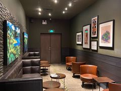 -星巴克臻选(南京金茂览秀城店)