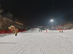 -蓟洲国际滑雪场