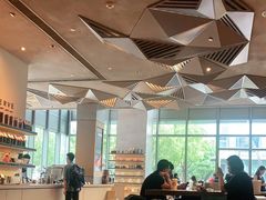 -星巴克臻选(杭州嘉里中心1F店)