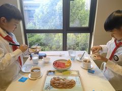 靠窗位-辣螃铠盆盆蟹大排档(海昌店)
