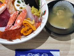-沼津魚がし鮨(御殿場アウトレット店)
