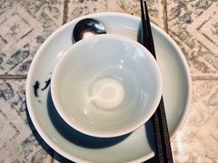 餐具摆设-弄堂里· 江南名肴(西湖龙井路店)