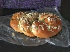 面包-西点坊(浦东香格里拉店)