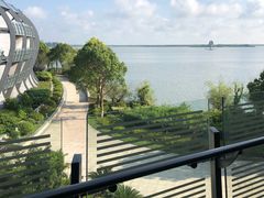 -上海滴水湖皇冠假日酒店