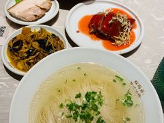 -松鹤面馆·古法焖肉面(观前店)