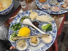 -火烧房子菊花米线(兴盛路店)