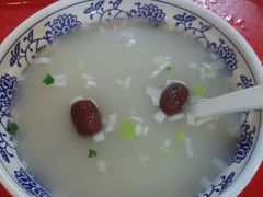 -大耳公曹氏驴肉包子铺(三八店)