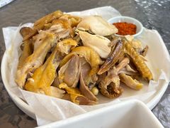 -头上红煨盐鸡·非遗院子餐厅