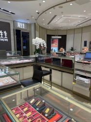-周生生Chow Sang Sang(新世界店)
