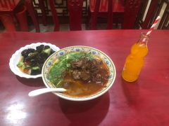 -金杨拉面王小吃面馆·牛三宝面·红烧牛肉粉