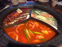 奔驰锅-大话三城重庆火锅(万科天誉店)