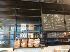 -麦田工坊(月湖店)