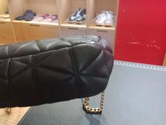 -爱革·奢品·鞋包·衣物·家居(博荟广场店)