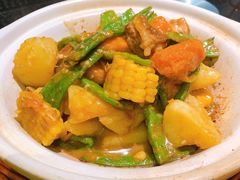 东北一锅出-上关雪東北菜(中房金谊店)