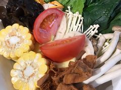 菌菇拼盘-八珍玉食鸡煲·打边炉(印象城店)