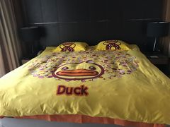 -上海滴水湖皇冠假日酒店