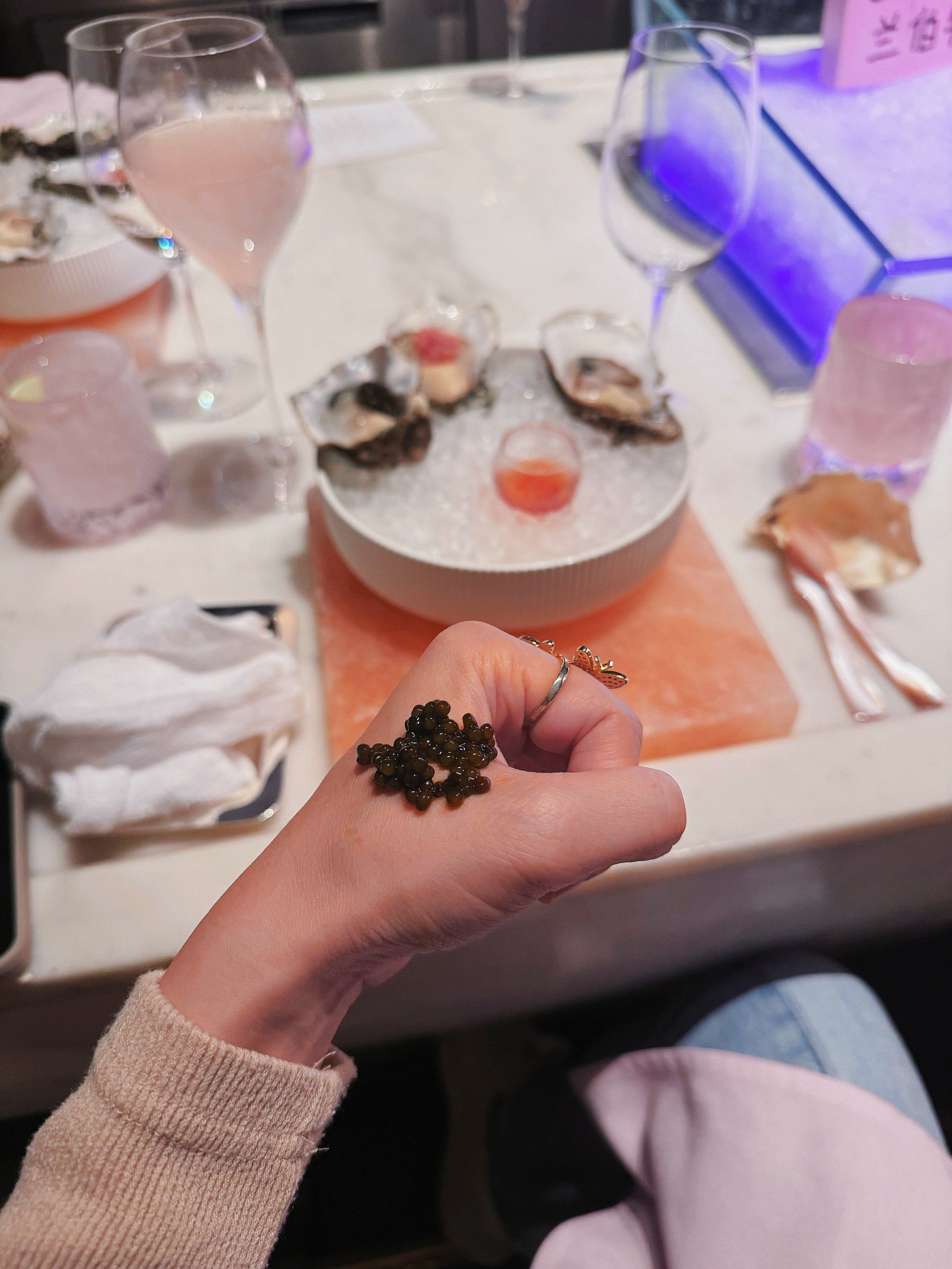 中国第一家生蚝omakase!外滩华尔道夫粉蚝,感恩之心[爱心]