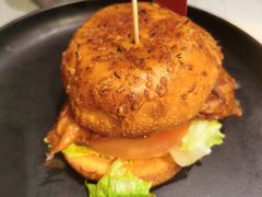 -必胜客(上海新南方商城PH店)