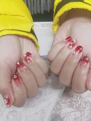 -莉娜美睫·穿戴甲