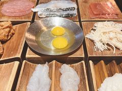 -银米·云南传统过桥米线(双廊黑金冠店)