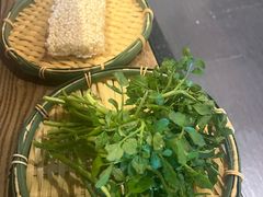 -尚尚仙·酸汤猪手·猪肚鸡火锅(华联万柳购物中心店)