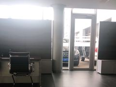 -北京鹏龙大道奔驰4S店(纪家庙店)