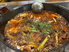 -鸿顺老铁锅美蛙鱼府(解放碑店)