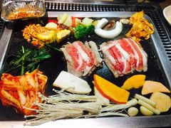 牛五花-火炉火自助餐(悠唐购物中心店)