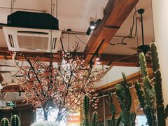 -蜜桃餐厅·伴山(湖滨商业街店)