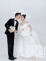 -AOROA·奥洛拉婚纱摄影·旅拍·礼服