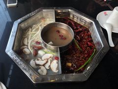 -重庆德庄火锅(体育中心店)