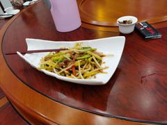 -东馆和天下特色餐饮(工农店)