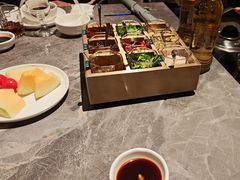 -德天肥牛海鲜火锅(城西银泰店)