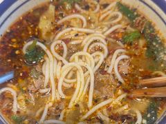 -云阿蛮云南生烫牛肉米线(奉贤路店)