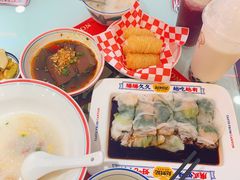 -赵财财·肠粉·煲仔饭(华润万象城店)