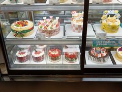 -皇冠幸福里动物奶油生日蛋糕(万达店)