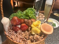 -三出山火锅(南京万象天地店)