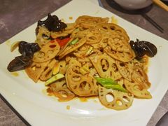 -闫府私房菜·老字号(恒隆店)