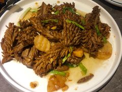 爆炒腰花-闫府私房菜·百年鲁菜(恒隆店)