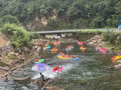 -安吉龙王山峡谷漂流