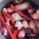 我煮酸菜鱼喜欢买鲢鱼,鲢鱼肉比较嫩