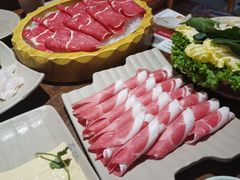 -东巴人鱼豆花火锅(幸福街店)