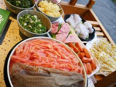 -二荆条·蜀鲜汇城市森林火锅