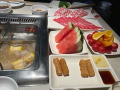 -海底捞火锅鲜切牛肉主题店(长寿路店)