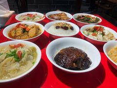 -蓝田九大碗民俗食府(蓝田店)