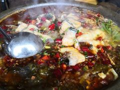 -临江餐馆二楼美食部落